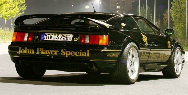 Lotus Esprit in Ayrton Senna JPS Livery by CAMSHAFT 5