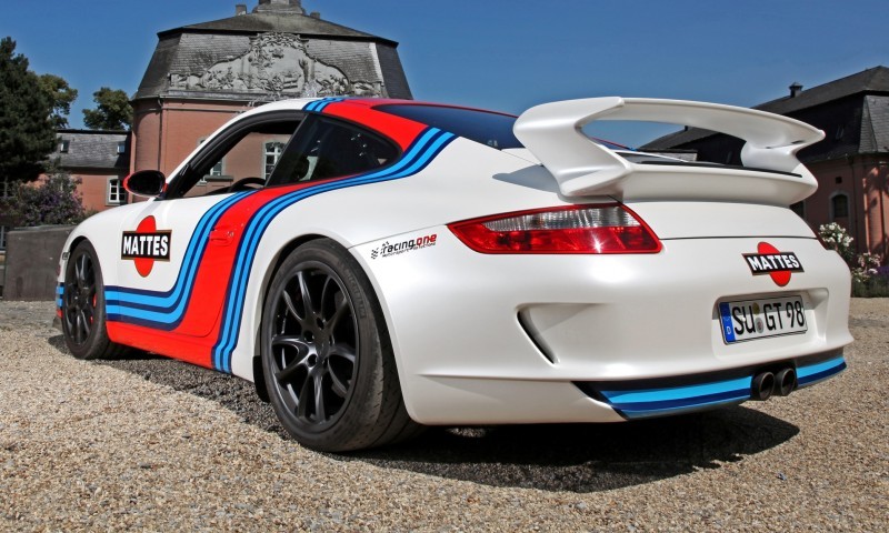 Martini-style Racing Livery by CAM SHAFT for the Porsche 911 GT3 21