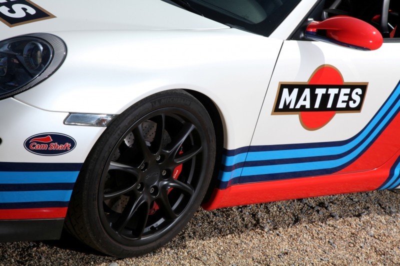 Martini-style Racing Livery by CAM SHAFT for the Porsche 911 GT3 3