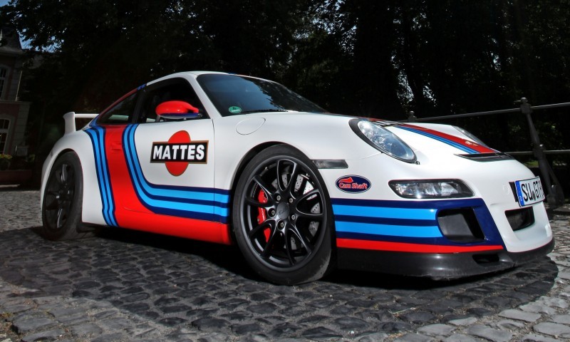 Martini-style Racing Livery by CAM SHAFT for the Porsche 911 GT3 9