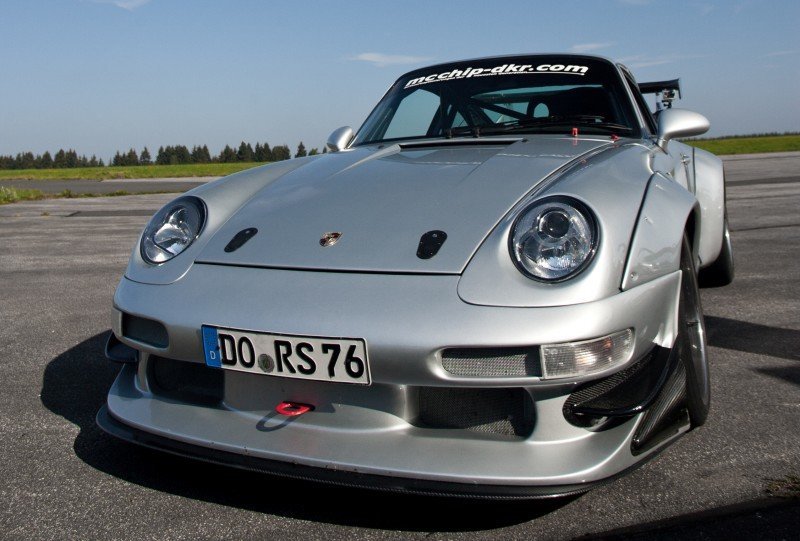 McChip-DKR Porsche 993 GT2 Mc600 2