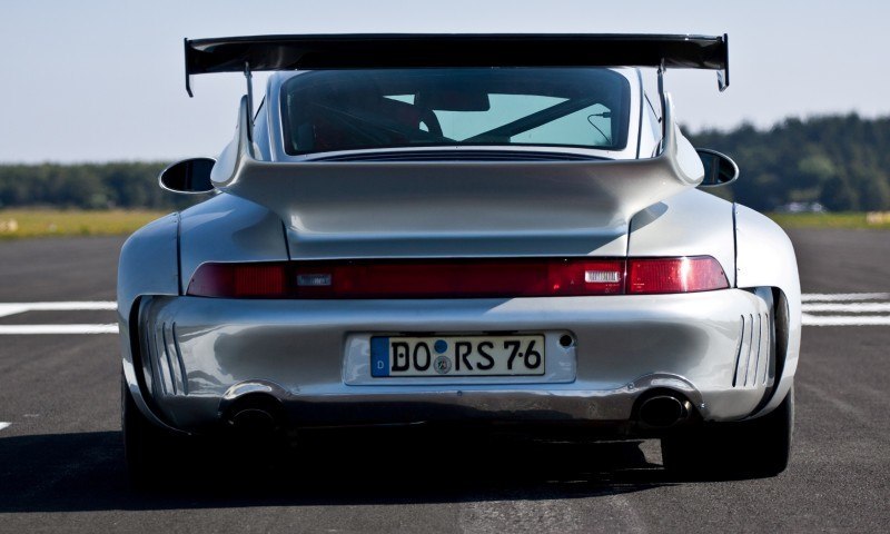 McChip-DKR Porsche 993 GT2 Mc600 6