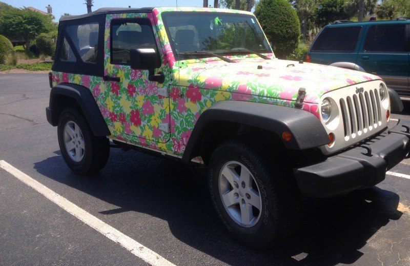 Meet the Extremely Rare, 75-Total Jeep Wrangler Lilly Pulitzer Edition 8