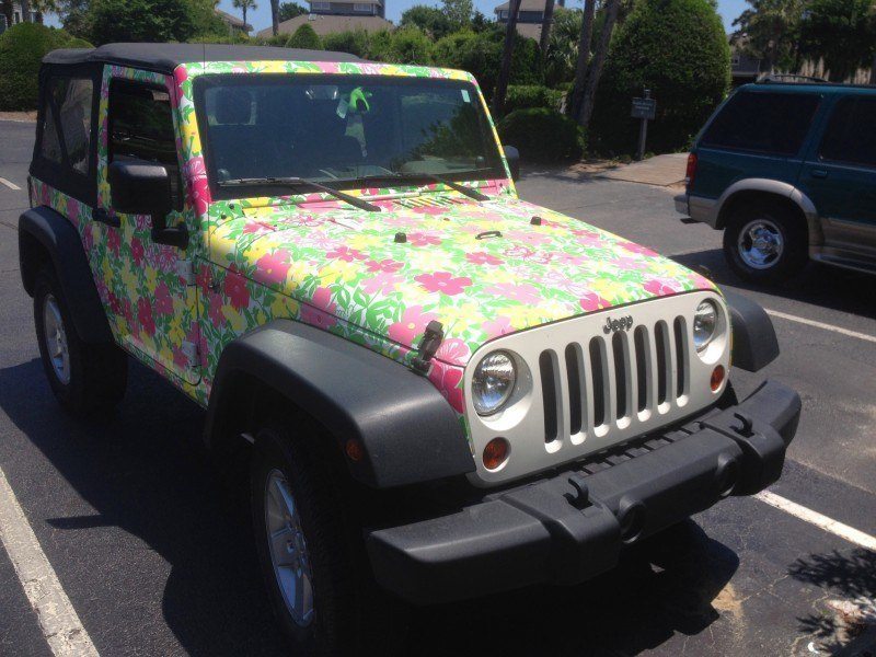 Meet the Extremely Rare, 75-Total Jeep Wrangler Lilly Pulitzer Edition 9