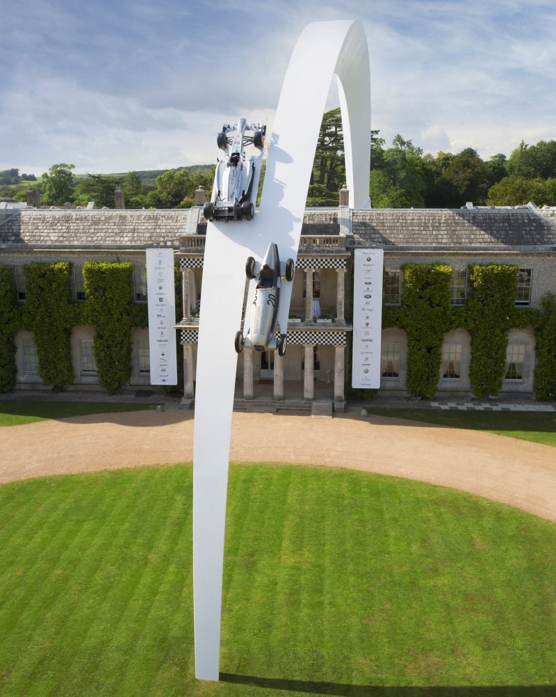 Mercedes-Benz 2014 Goodwood Sculpture Is Huge, But Predictably Joyless 19