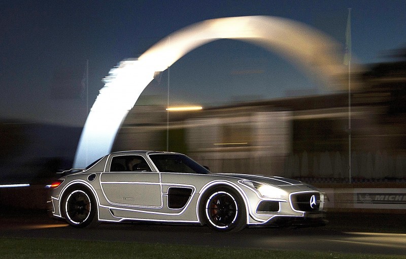 Mercedes-Benz 2014 Goodwood Sculpture Is Huge, But Predictably Joyless 21