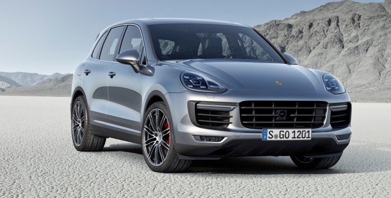 New_Porsche_Cayenne_Turbo_embargo_00_01_CEST_24_July_2014
