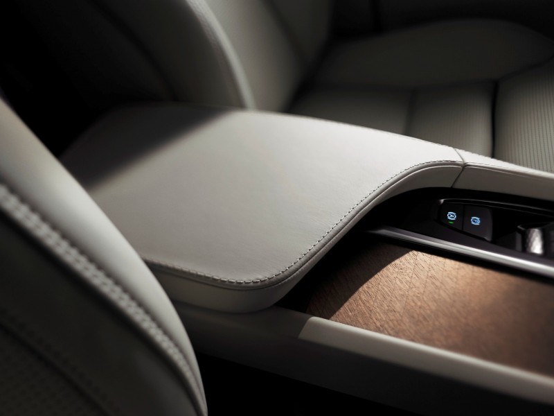 PRODUCTION 2015 VOLVO XC90 Interior First Look 5