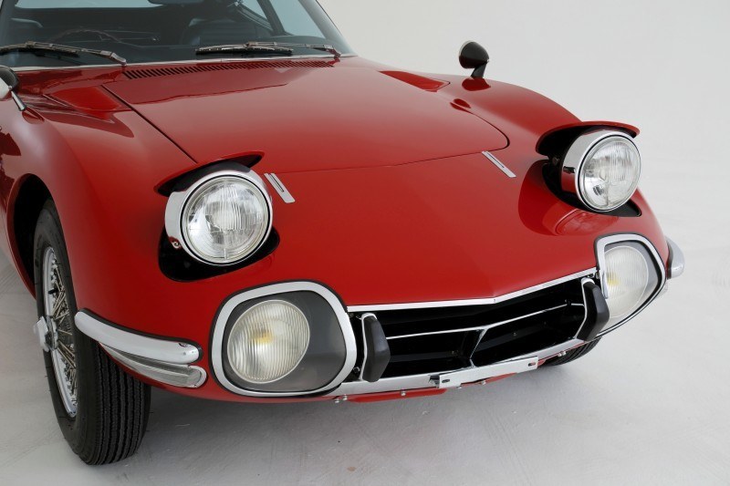 RM Auctions Monaco 2014 Highlights - 1968 Toyota 2000GT Joins Rare Million-Plus Japanese Car Club  7