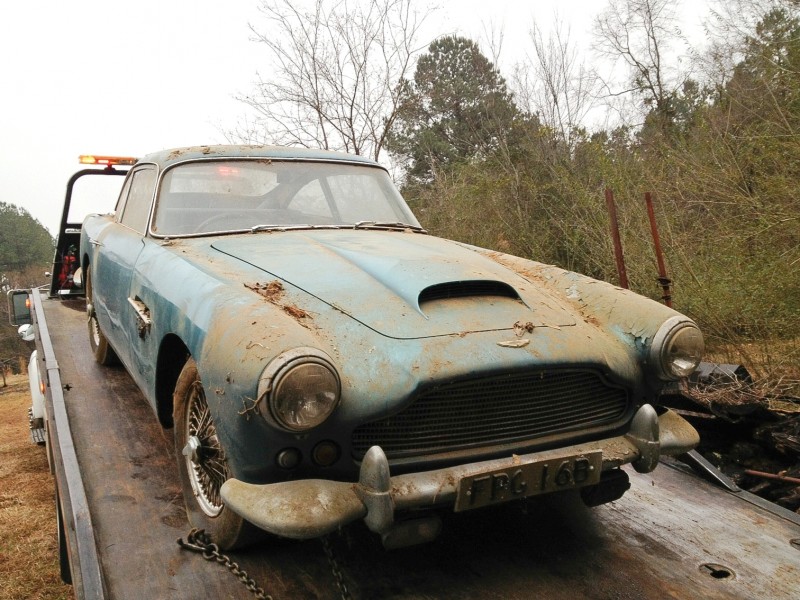 RM Auctions Monterey 2014 Preview - 1961 Aston-Martin DB4 Lost by Castrol Ltd, Found By You 23