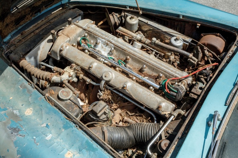 RM Auctions Monterey 2014 Preview - 1961 Aston-Martin DB4 Lost by Castrol Ltd, Found By You 3