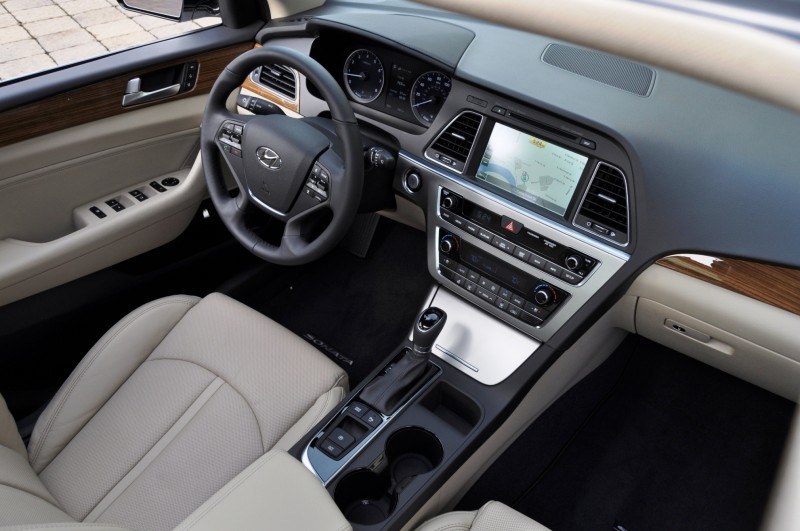 Road Test Review - 2015 Hyundai Sonata - INTERIOR Focus - 2.4L Limited 46