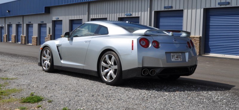 Supercar Hall of Fame - 2011 Nissan GT-R in Super Silver Special Metallic 40