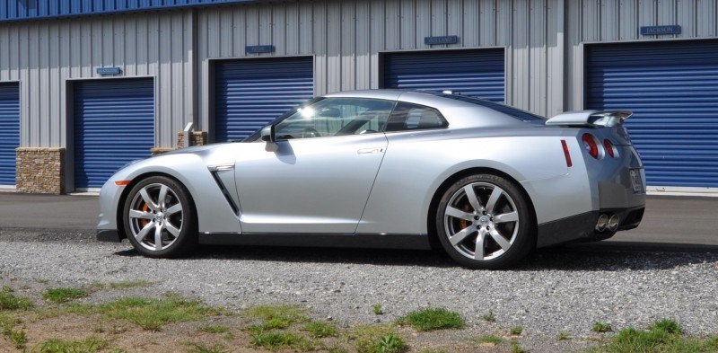 Supercar Hall of Fame - 2011 Nissan GT-R in Super Silver Special Metallic 44