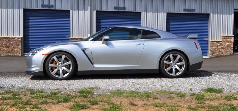 Supercar Hall of Fame - 2011 Nissan GT-R in Super Silver Special Metallic 50