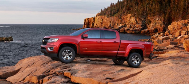 Updated With Pricing and Colors - 2015 Chevrolet Colorado Z71 Brings Cool Style, Big Power 2