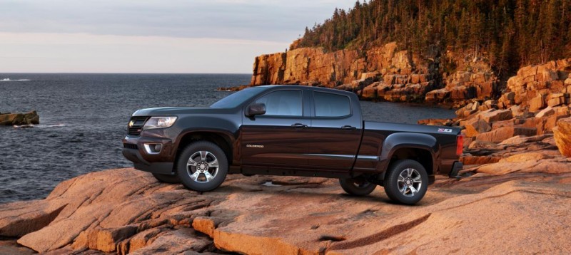 Updated With Pricing and Colors - 2015 Chevrolet Colorado Z71 Brings Cool Style, Big Power 38