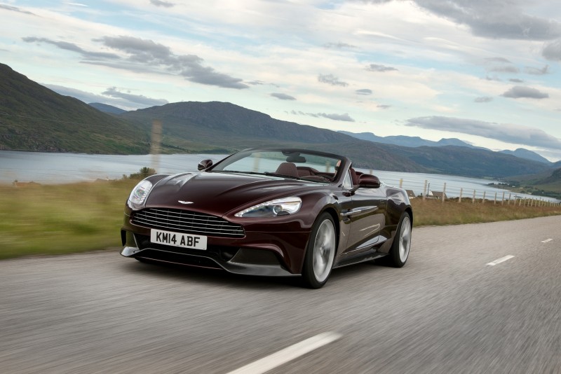 Vanquish Volante in Divine Red_9