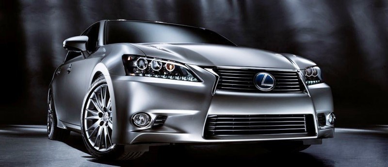 lexus-gs-hybrid-exterior-HGS-351_1024x576