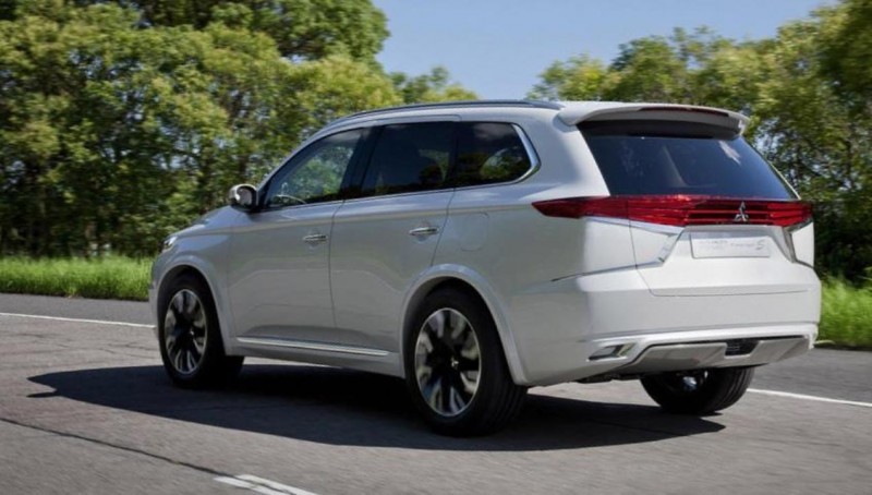 mitsubishi-outlander-phev-concept-s-12