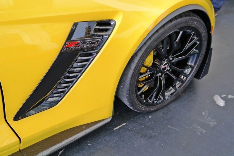 yellow-2015-corvette-z06-coupe-spotted-at-new-york-event-photo-gallery_14