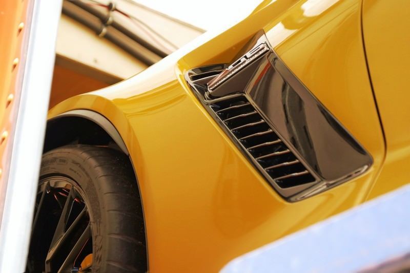 yellow-2015-corvette-z06-coupe-spotted-at-new-york-event-photo-gallery_4