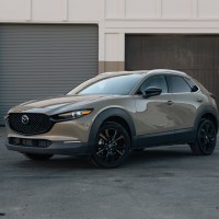 Review: The Mazda CX-30 Turbo Carbon Edition is a Hot-Hatch-on-Stilts Done Right