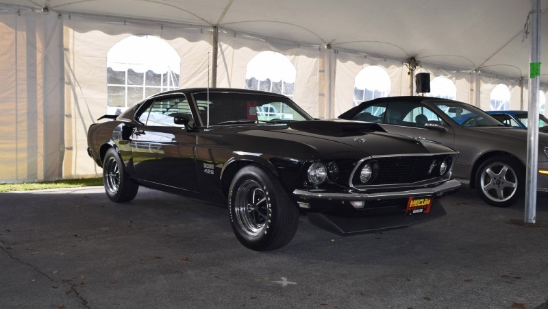 1969 Ford Mustang BOSS 429 in Raven Black 14