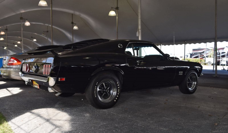 1969 Ford Mustang BOSS 429 in Raven Black 18