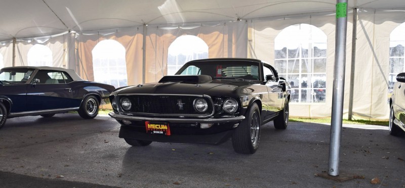 1969 Ford Mustang BOSS 429 in Raven Black 29