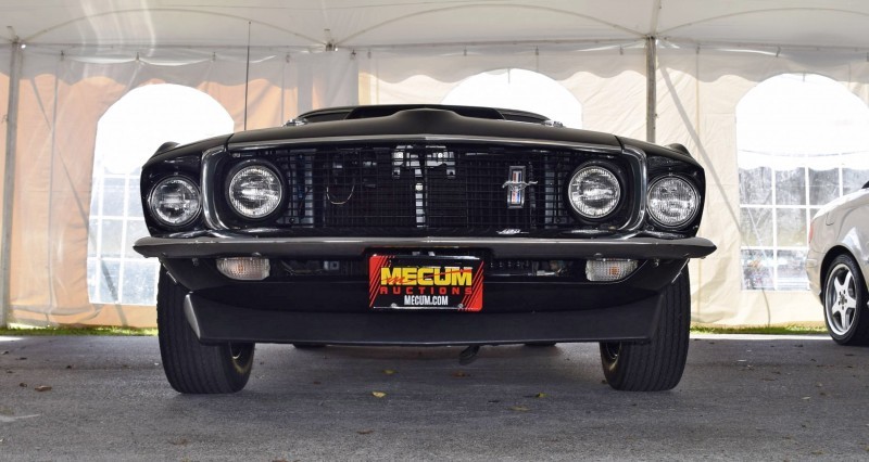 1969 Ford Mustang BOSS 429 in Raven Black 34