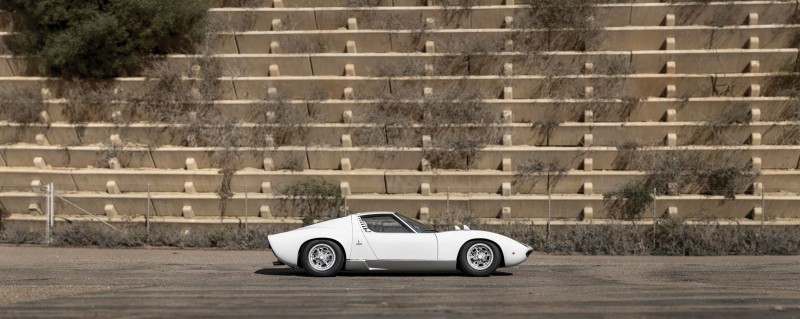 1971 Lamborghini Miura LP400 S by Bertone 5