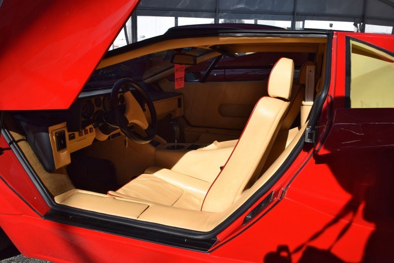 1989 Lamborghini COUNTACH 25th Anniversary Edition  2