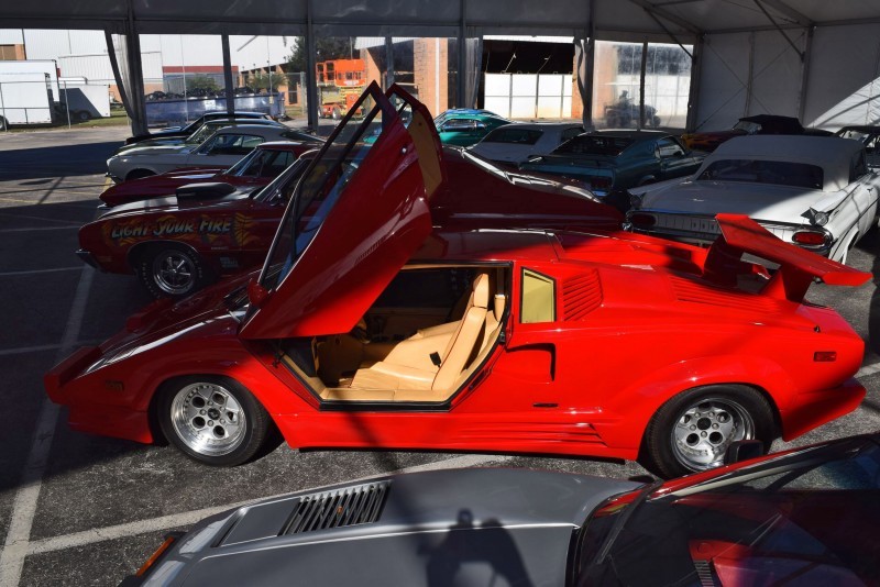 1989 Lamborghini COUNTACH 25th Anniversary Edition  21