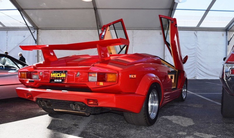 1989 Lamborghini COUNTACH 25th Anniversary Edition  30