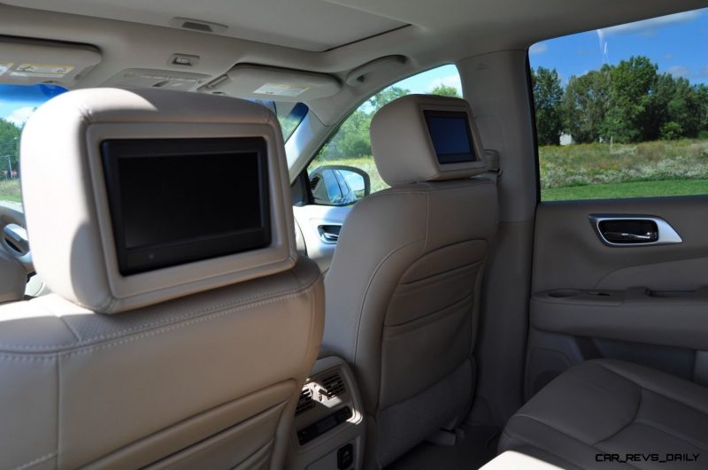 2014 Nissan Pathfinder Platinum Inside and Out14