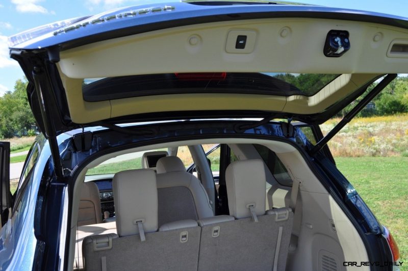 2014 Nissan Pathfinder Platinum Inside and Out6