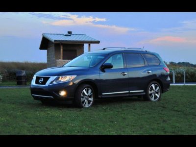 2014 Nissan Pathfinder Platinum Inside and Out68