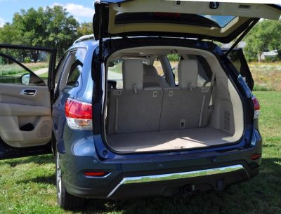 2014 Nissan Pathfinder Platinum Inside and Out7