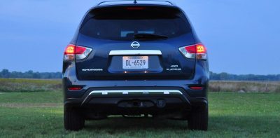 2014 Nissan Pathfinder Platinum Inside and Out74