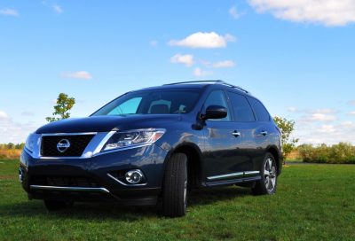 2014 Nissan Pathfinder Platinum Inside and Out90