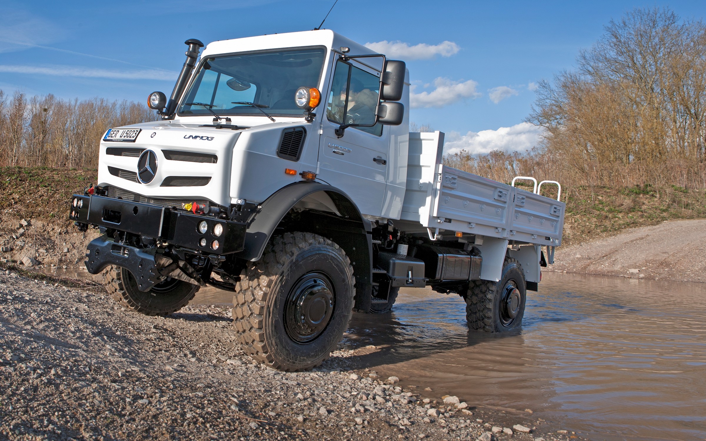 New Unimog U5023 - Review CarRevsDaily.com 57