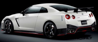 3 2014 Nissan GT-R NISMO Brings FutureTech and 600 Horsepower