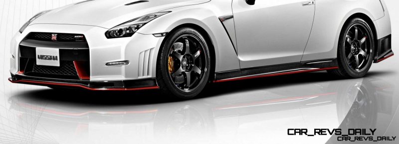 12 2014 Nissan GT-R NISMO Brings FutureTech and 600 Horsepower