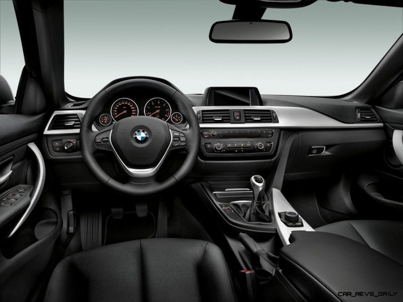 2014 BMW 428i and 435i Make Beautiful, Practical Convertibles 26