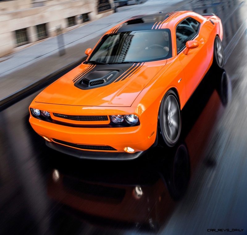 2014 Dodge Challenger R/T Shaker