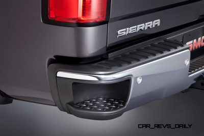 2014 GMC Sierra SLT Corner Step Detail