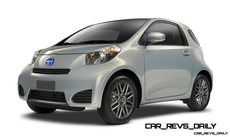 2014 Scion iQ Glams Up With Two-Tone EV and Monogram Editions 45