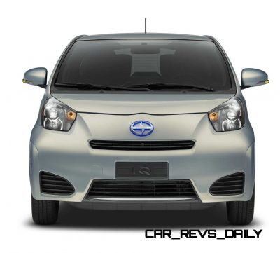 2014 Scion iQ Glams Up With Two-Tone EV and Monogram Editions 48