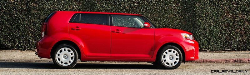 2014-Scion-xB-Red-2 ROOF CHOP